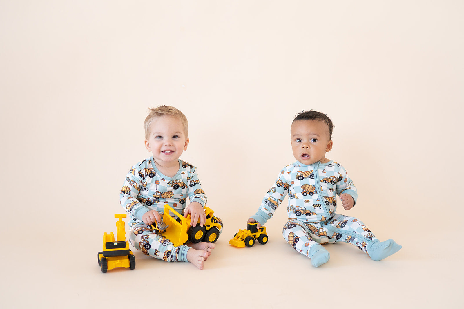 Construction Truck Buddies (Convertible Zip Footies)